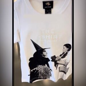Marc Jacobs X WIZARD OF OZ The T-Shirt Price is firm -